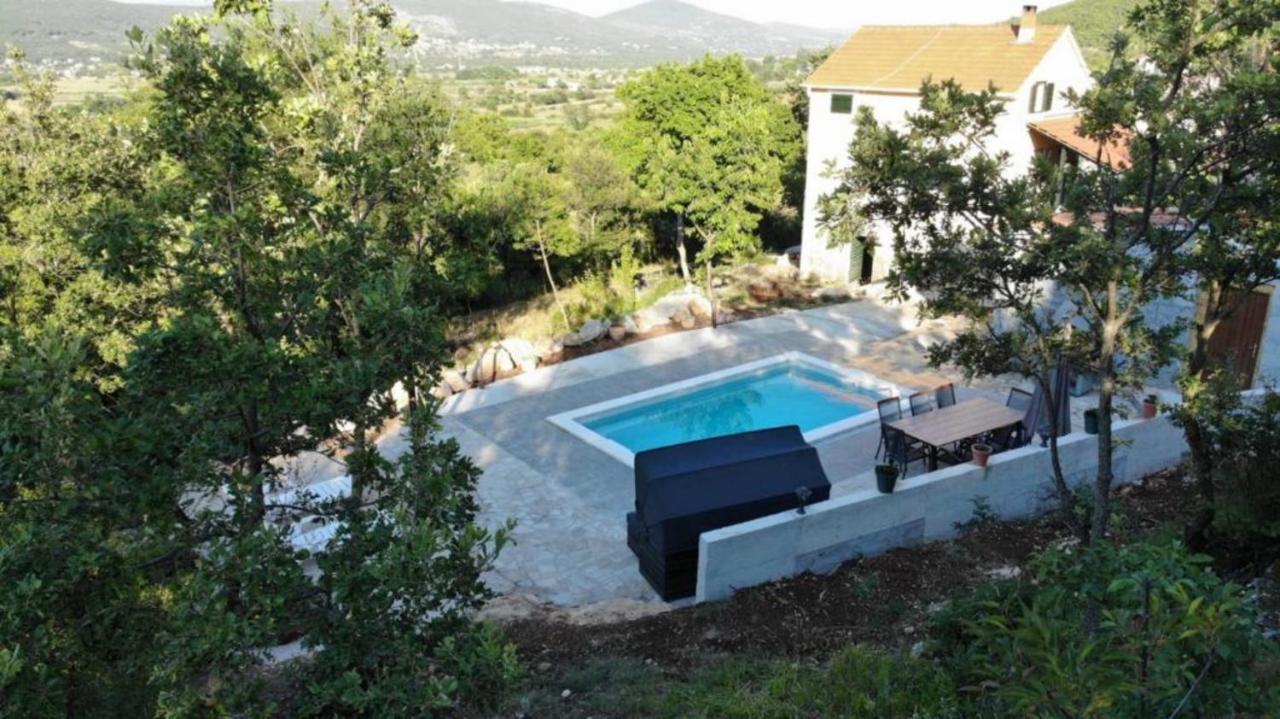 Holiday Home Jadric Osoje ภายนอก รูปภาพ