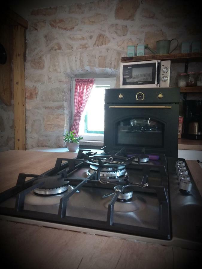 Holiday Home Jadric Osoje ภายนอก รูปภาพ